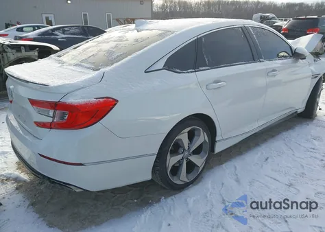 2018 Honda Accord Touring 2.0T from USA, damaged, VIN 1HGCV2F90JA031228